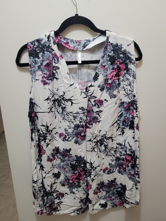 Blue Sky Tops - Blue Sky Sleeveless V-Neck Tank in White with Pink & Gray Floral Print
